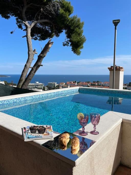 Wave N' Sea Apartment With A Private Pool ドゥブロブニク エクステリア 写真